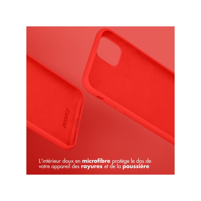 Accezz liquid silicone backcover iphone 13 - rood Accezz liquid silicone backcover iphone 13 - rood