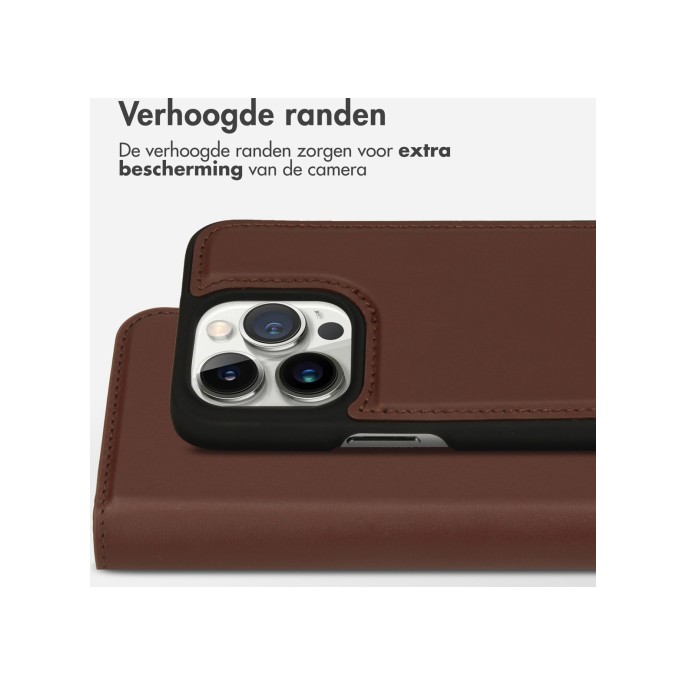 Accezz premium leather 2 in 1 wallet bookcase iphone 14 pro - bruin Accezz premium leather 2 in 1 wallet bookcase iphone 14 pro - bruin