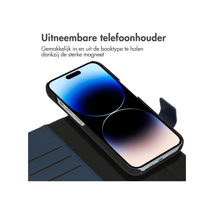 Accezz premium leather 2 in 1 wallet bookcase iphone 14 pro - donkerblauw Accezz premium leather 2 in 1 wallet bookcase iphone 14 pro - donkerblauw