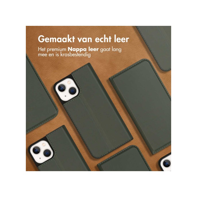 Accezz premium leather slim bookcase iphone 13 mini - groen Accezz premium leather slim bookcase iphone 13 mini - groen