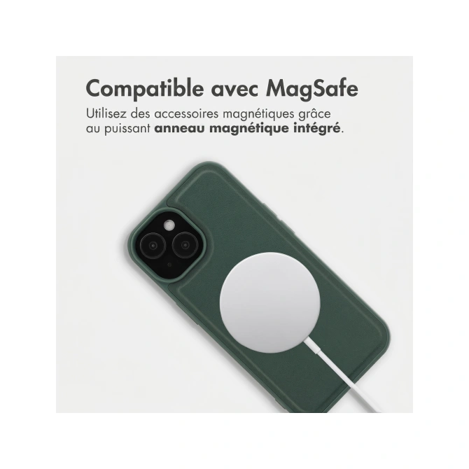 Accezz Edge Backcover met MagSafe Apple iPhone 15 - Groen