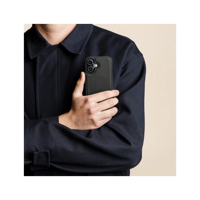 Accezz Edge Backcover met MagSafe Apple iPhone 17 Pro - Zwart