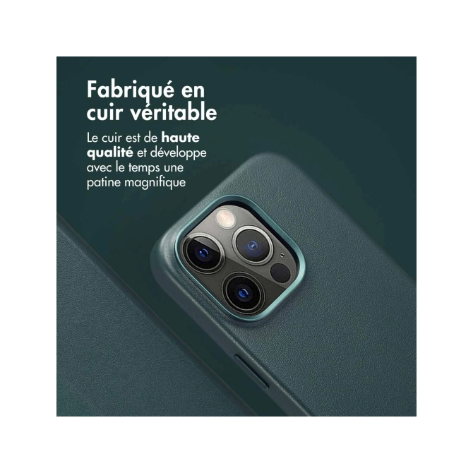 Accezz Leather Bookcase 2-in-1 met MagSafe Apple iPhone 14 Pro - Cedar Green