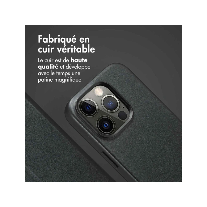 Accezz Leather Bookcase 2-in-1 met MagSafe Apple iPhone 15 Pro - Onyx Black