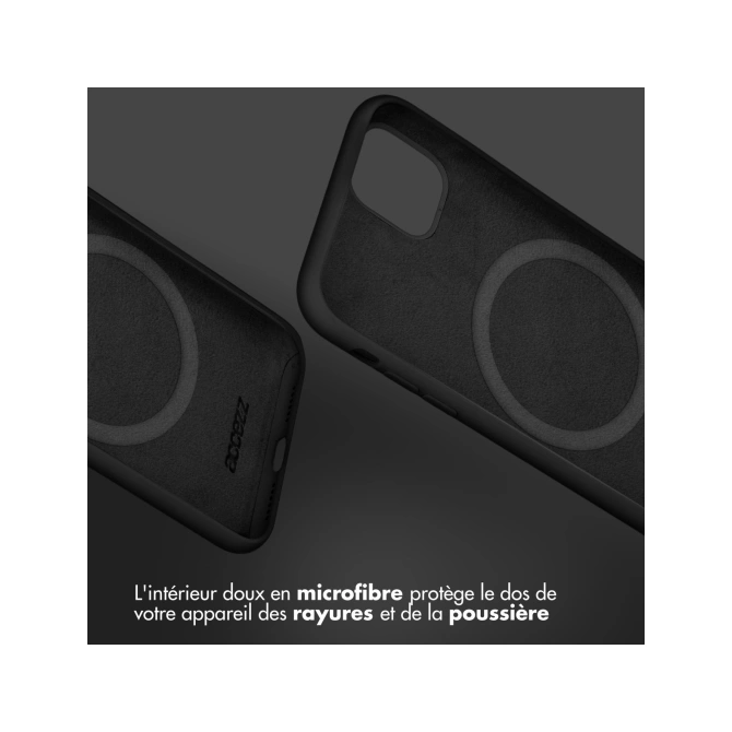 Accezz Liquid Silicone Backcover met MagSafe Apple iPhone 13 Pro Max - Zwart