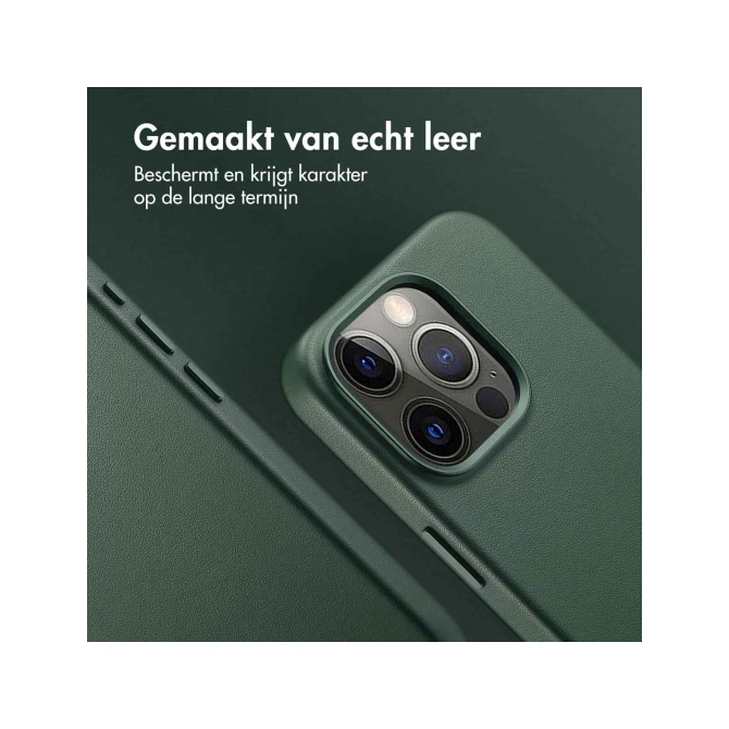 Accezz MagSafe Leather Backcover Apple iPhone 15 Pro - Cedar Green