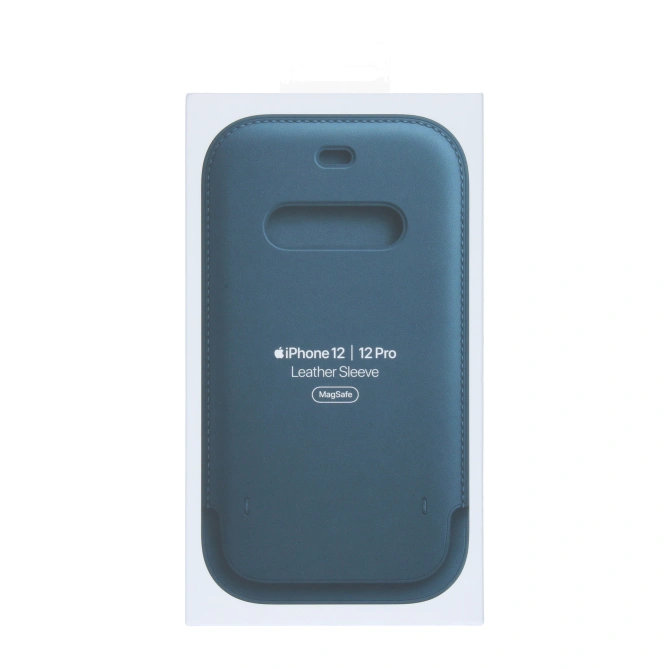 Leather Sleeve MagSafe Apple iPhone 12 (Pro) - Baltic Blue