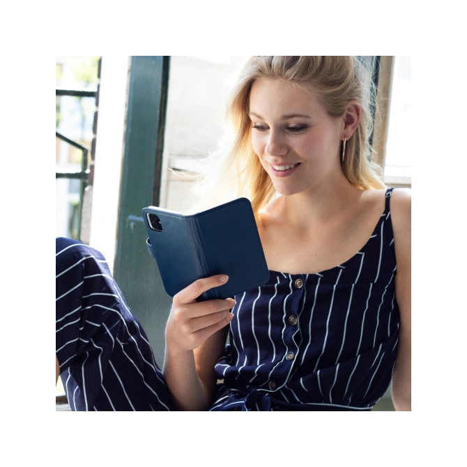 Selencia Echt Leren Bookcase Apple iPhone 12 Pro Max - Blauw