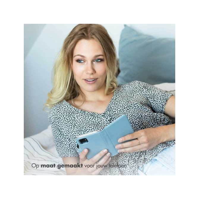Selencia Echt Leren Bookcase Apple iPhone 13 Mini - Air Blue