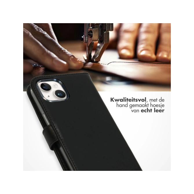 Selencia Echt Leren Bookcase Apple iPhone 15 - Zwart
