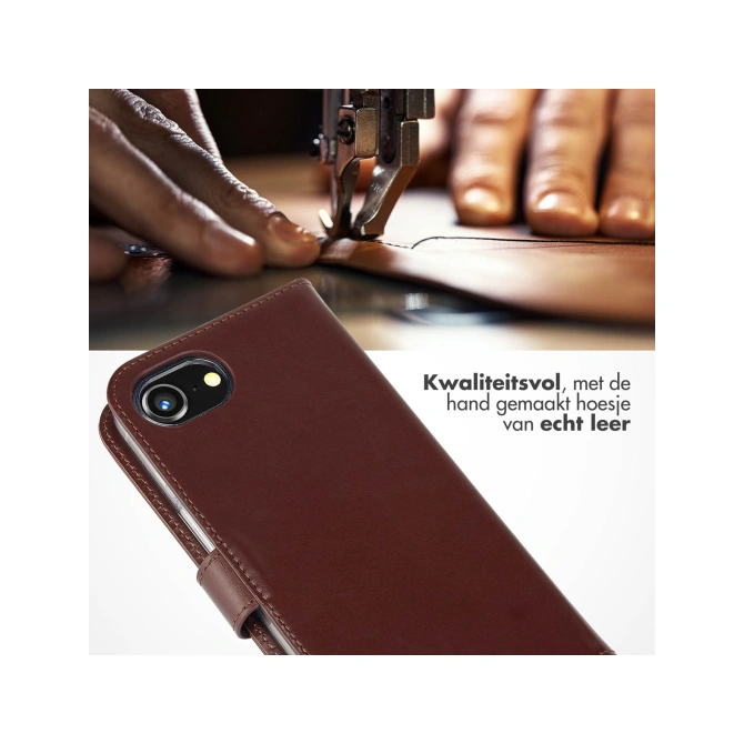 Selencia Echt Leren Bookcase Apple iPhone 17e / 16e - Bruin