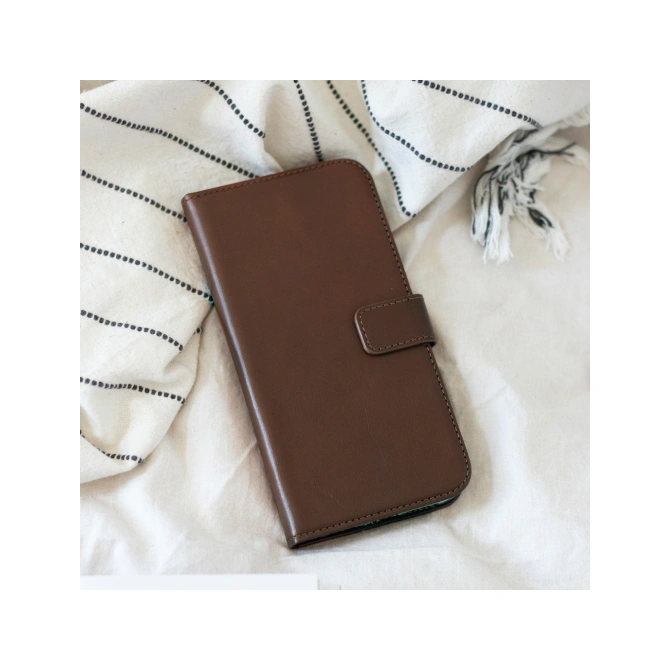 Selencia Echt Leren Bookcase Apple iPhone 8 Plus / 7 Plus - Bruin