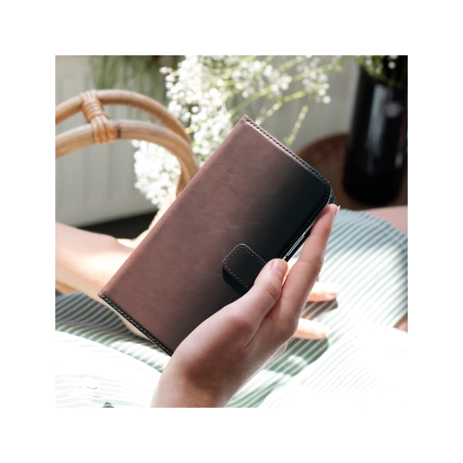 Selencia Echt Leren Bookcase Apple iPhone 8 Plus / 7 Plus - Bruin